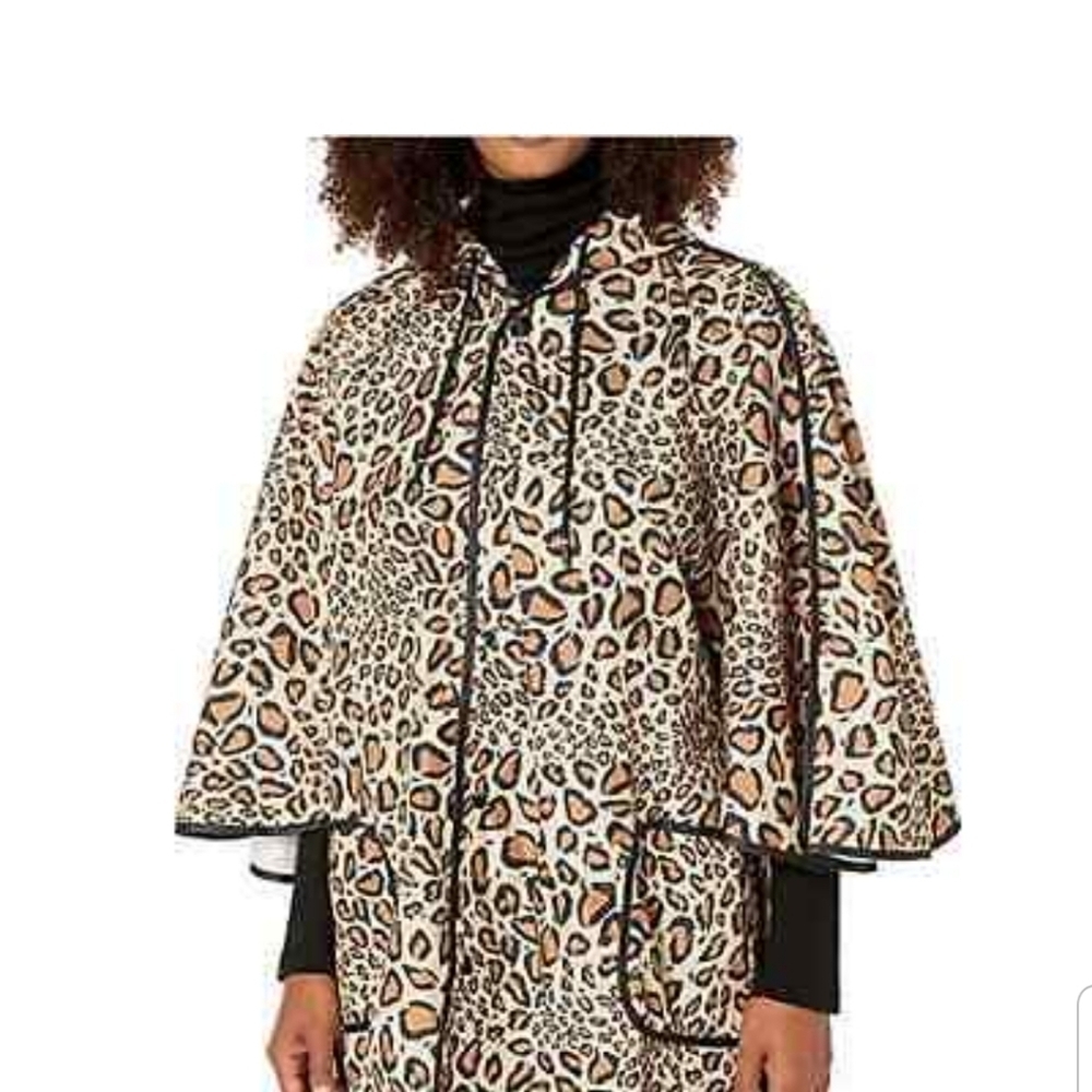 Vince Camuto Rain coat with pouch NWT